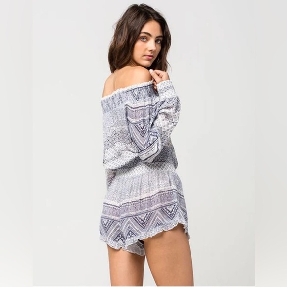 Rip Curl Blue and White Patterned Romper NWT Small - Picture 2 of 10